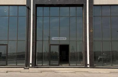 معرض للإيجار