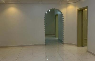 Apartment with 6 Bedrooms