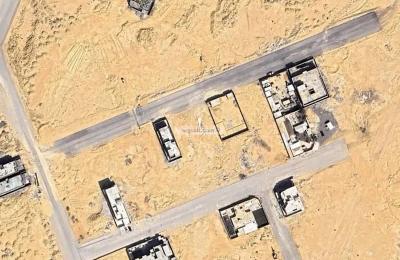 Land 450 SQM Facing North on 20m Width Street