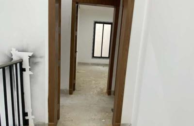 Floor 180.89 SQM with 5 Bedrooms