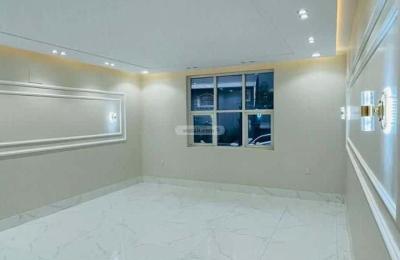 Apartment with 6 Bedrooms