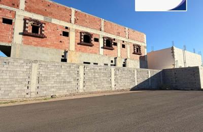 Building 728 SQM Facing North