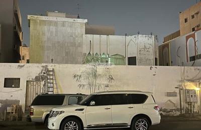 Land 600 SQM Facing West on 25m Width Street