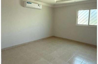 Floor 390 SQM with 5 Bedrooms