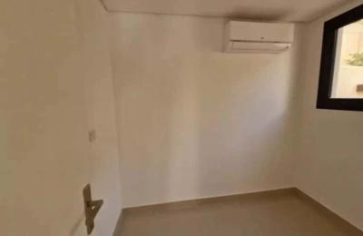 Villa 240 SQM Facing South with 4 Bedrooms