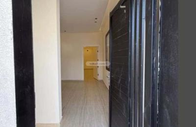 Floor 166 SQM with 5 Bedrooms